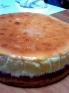 スモモジャムを使った濃厚チーズケーキ-レシピのメイン写真