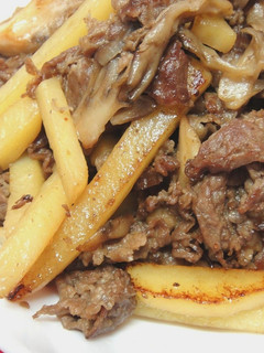 牛肉とジャガイモのピリ辛炒め-レシピのメイン写真