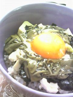 のせるだけ♪じゅんさい豆腐で月見丼-レシピのメイン写真