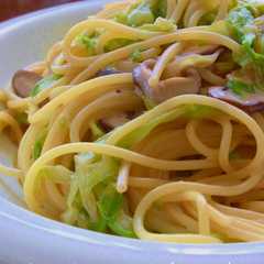 รูปของ キャベツとしいたけの和風クリームパスタ