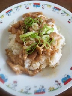 簡単!豚の生姜焼き丼-レシピのメイン写真