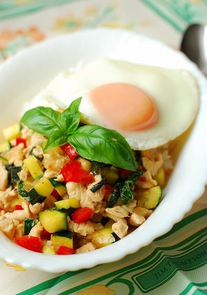 ガパオご飯（タイ風バジル炒めご飯）-レシピのメイン写真