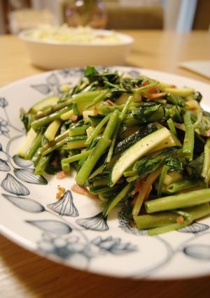 空芯菜とズッキーニのベーコン炒め-レシピのメイン写真