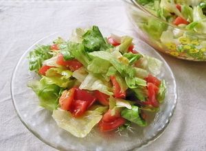 目指せデリ風！レタスとトマトのサラダ-レシピのメイン写真