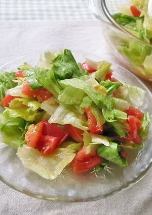 目指せデリ風！レタスとトマトのサラダ-レシピのメイン写真