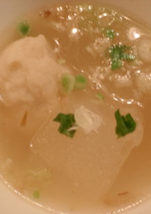 冬瓜とイカ団子のスープ-レシピのメイン写真