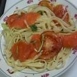 トマトとサーモンとアビスの冷製パスタ