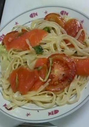 トマトとサーモンとアビスの冷製パスタ-レシピのメイン写真