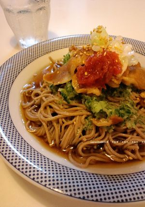 簡単さっぱり！梅ぶたぶっかけそば☆-レシピのメイン写真