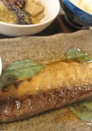 簡単★魚のあらで、きちんと見える焼き魚-レシピのメイン写真