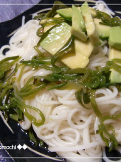 とろっと♪めかぶとアボガドのぶっかけ素麺-レシピのメイン写真