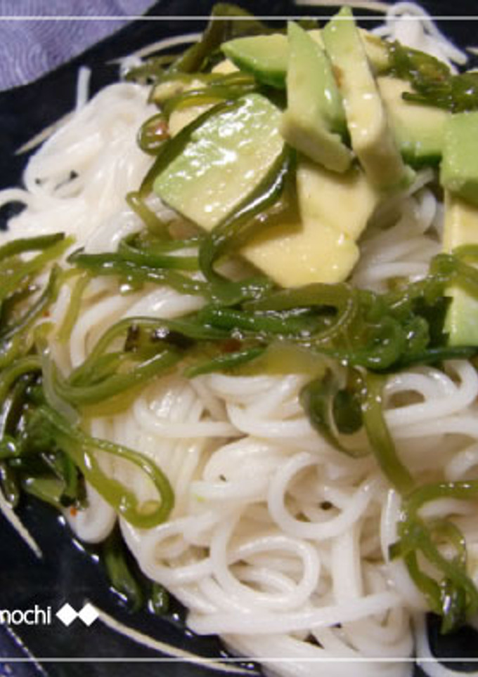 とろっと♪めかぶとアボガドのぶっかけ素麺-レシピのメイン写真