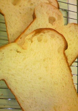 チーズｉｎ食パン【ＨＢ】-レシピのメイン写真