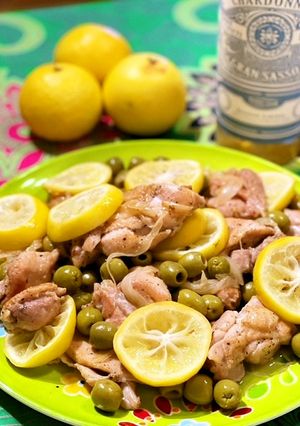 柑橘系の香りが爽やか☆鶏肉とオリーブの白ワイン煮-レシピのメイン写真