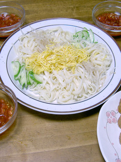 冷やしうどんとトマトのめんつゆ-レシピのメイン写真