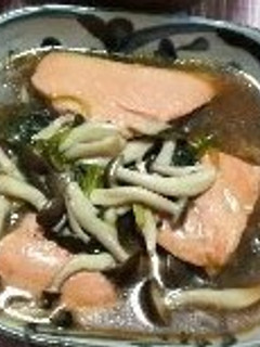 酸味とコクが最高♪鮭のきのこ甘酢あんかけ-レシピのメイン写真