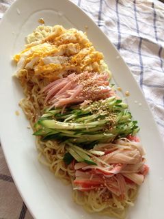 具たくさんの「冷やし中華」-レシピのメイン写真
