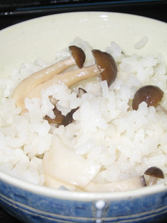 きのこごはん-レシピのメイン写真