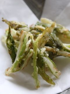 葉っぱも一緒に!セロリのかき揚げ-レシピのメイン写真
