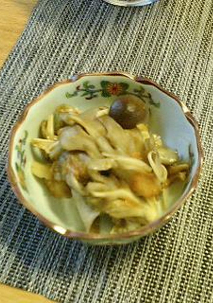 清酒できのこの梅肉和え-レシピのメイン写真