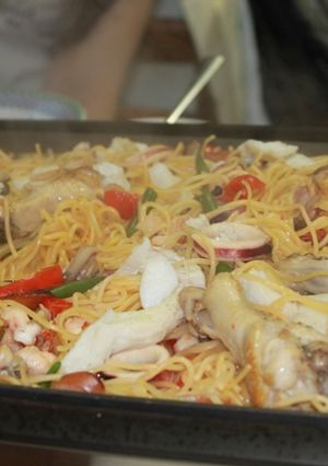 ホットプレートで豪快パスタパエリア-レシピのメイン写真