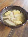 《汁物》卵ときのこの中華スープ
