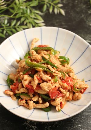 簡単！鶏むねとピーマンのトマト炒め-レシピのメイン写真