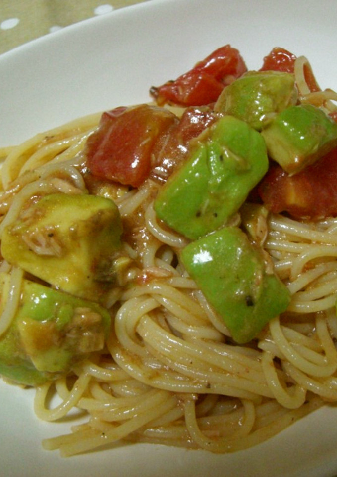 アボカドとツナとトマトの冷製パスタ-レシピのメイン写真