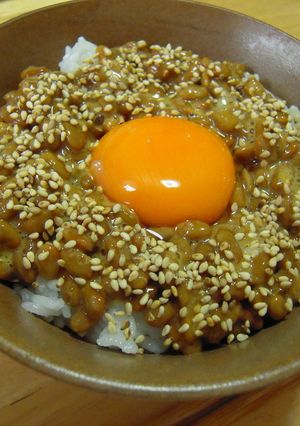ちょっと贅沢☆玉子のせ納豆ごはん-レシピのメイン写真