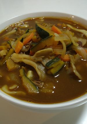 こんにゃくで　低カロリーな？カレーうどん-レシピのメイン写真