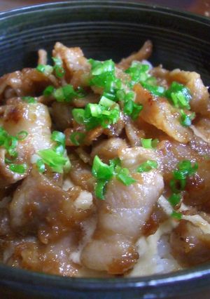 大和芋と梅肉の豚丼ちゃん♪-レシピのメイン写真
