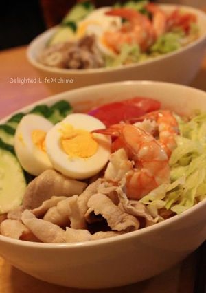 ピリッと辛いキムチスープの冷たいラーメン-レシピのメイン写真