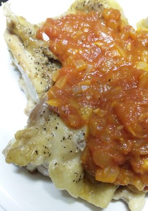 シンプル！こんがりチキントマトソースがけ-レシピのメイン写真
