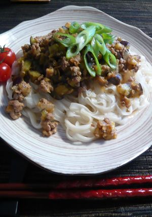 稲庭うどんでピリ辛✾ジャジャ麺風です！-レシピのメイン写真