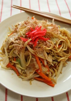 お好みソースで作る！野菜たっぷり焼きそば-レシピのメイン写真
