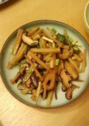 常備菜に☆大根と椎茸炒めもの-レシピのメイン写真
