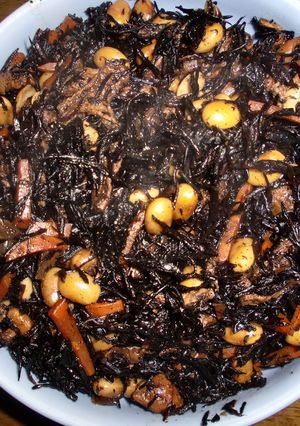 鉄分豊富でごはんがすすむ！ひじきの煮物-レシピのメイン写真