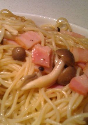 しめじとベーコンの和風ガーリックパスタ-レシピのメイン写真