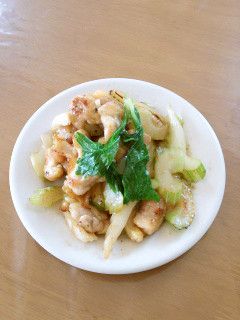 ゆず胡椒で★★★鶏肉とセロリの炒め物-レシピのメイン写真