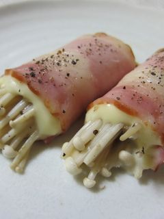 とろ~♪えのきのベーコンチーズ巻き-レシピのメイン写真
