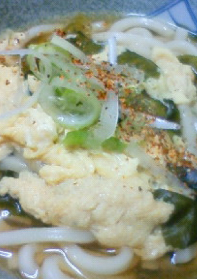 ふわふわ卵とわかめのうどん*ﾟ-レシピのメイン写真