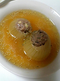 玉葱の肉詰め☆めちゃ旨スープ-レシピのメイン写真