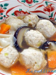 鶏だんごとワンタンのスープ-レシピのメイン写真