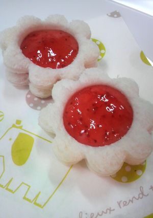 可愛い＊お花のサンドイッチ＊-レシピのメイン写真