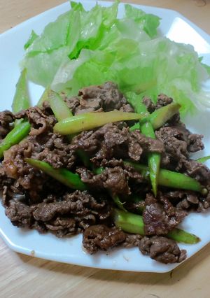 定番!牛肉とアスパラの炒め物-レシピのメイン写真