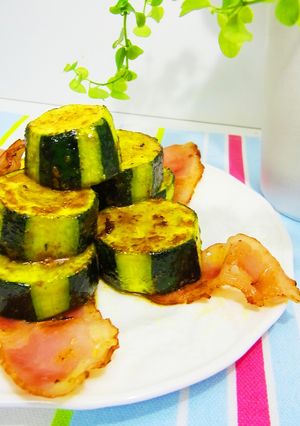 ズッキーニのカレーマヨ炒め-レシピのメイン写真