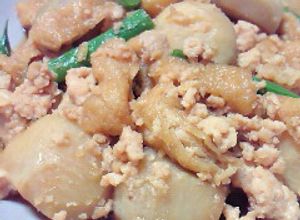 里芋のうま煮☆ｗｉｔｈあげ鳥そぼろ☆-レシピのメイン写真