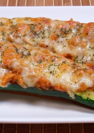 ズッキーニとツナのボート焼き-レシピのメイン写真