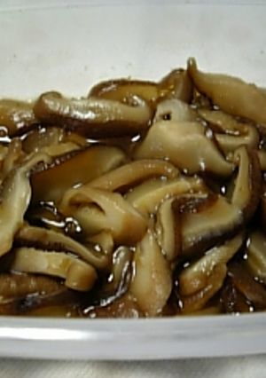 ★ﾚﾝｼﾞで簡単♪椎茸の柚子胡椒甘辛煮★-レシピのメイン写真