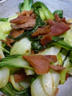 青梗菜とチャーシューのバター醤油炒め-レシピのメイン写真